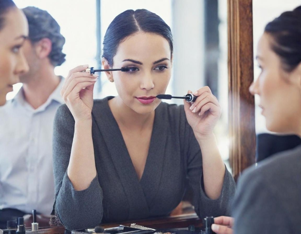 6 Best Volumizing Mascaras