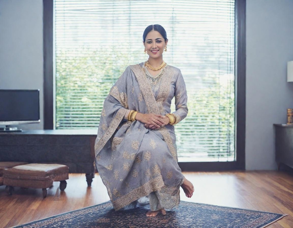 5 Elegant Kurta Sets for festive season 